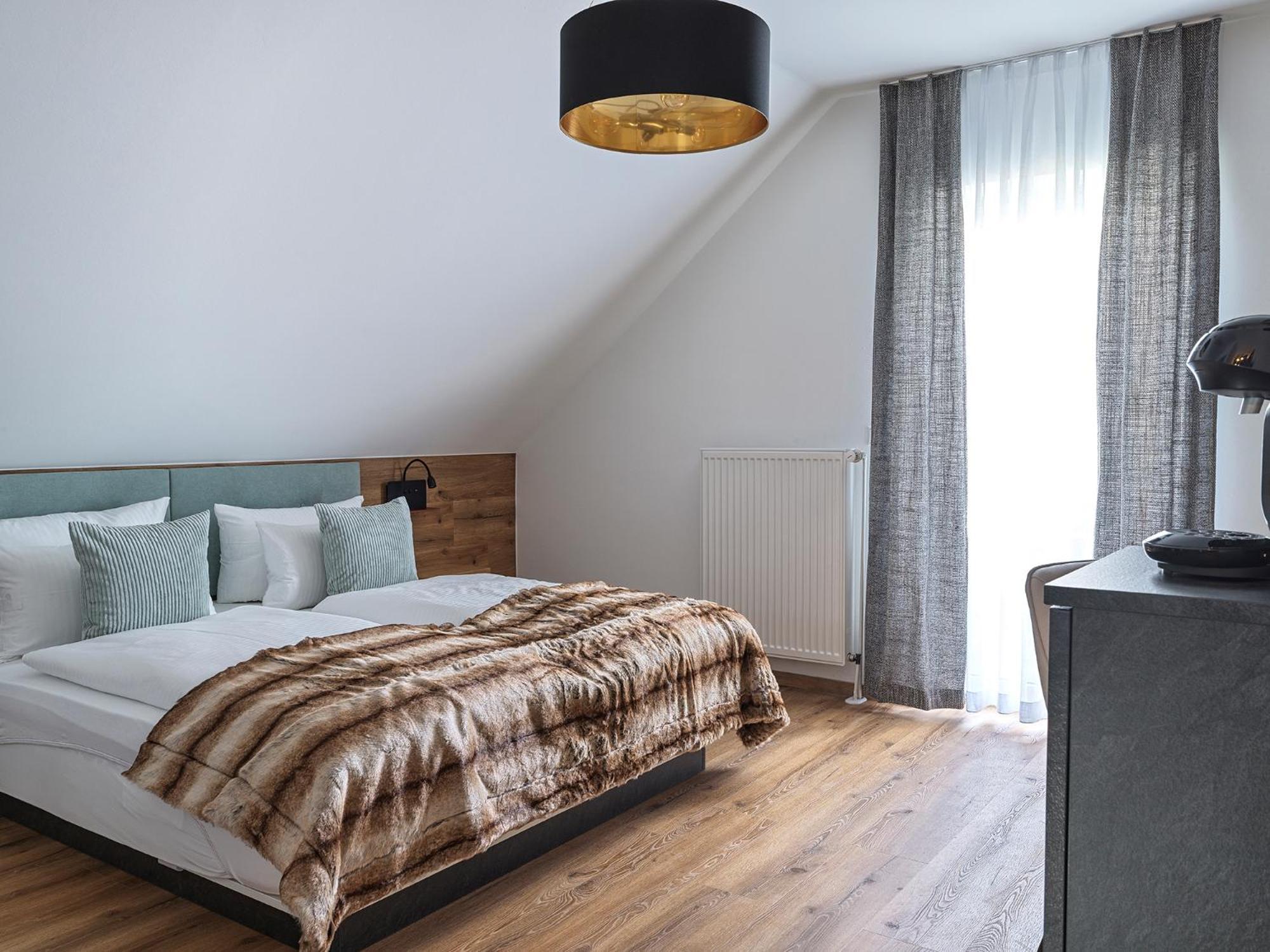 Hotel Lakeside Michaela 4*