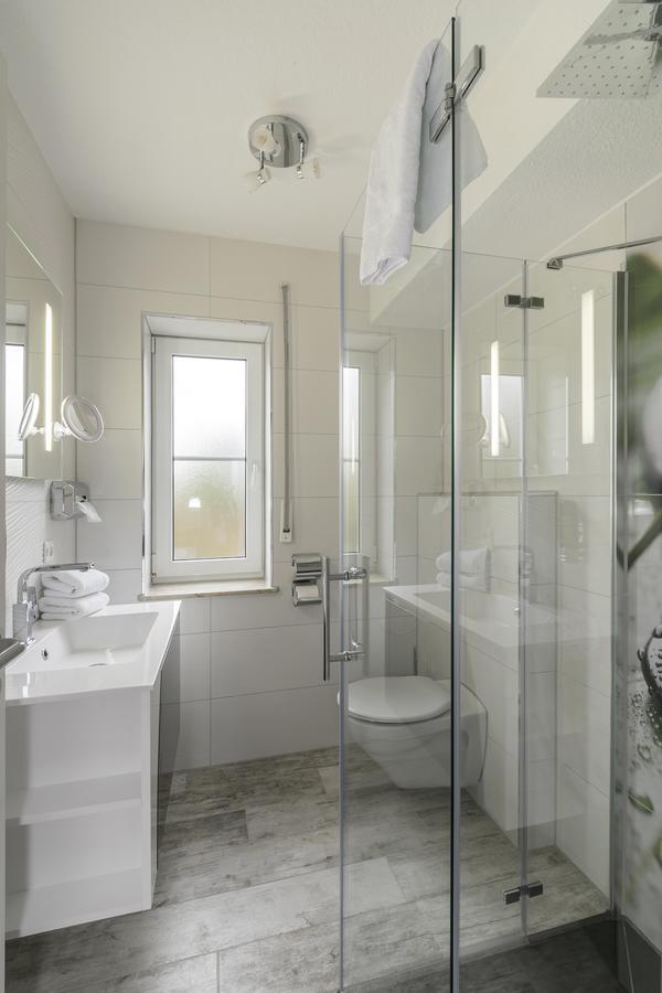 Lakeside Michaela Hotel 4*